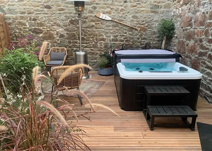 Saint Malo - Jolie Maison Avec Jacuzzi 150M Gare